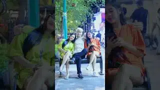 Peluk dua cewek sexy gak dikenal viral tiktok