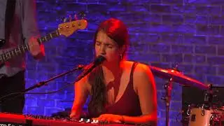 Victoria Canal - Dumb Love