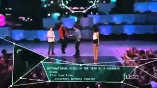 Justin Bieber & Drake ( Flirting with Selena Gomez on Stage) at Mmva 2011