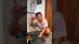 Solusi aman turun dari tangga #shorts #anakdesa