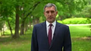 Василий Орлов поздравил амурских медиков
