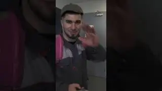 АСХАБ ТАМАЕВ РАБОТАЕТ КУРЬЕРОМ В САМОКАТЕ!
