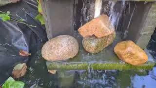 Solar powered water feature