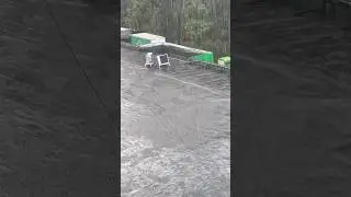 Идут дожди даже в солнечную погоду🤔😅😍