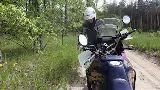 Africa Twin 750 Поїздка по пісочку  Go to the forest on the sand  Поездка в лес