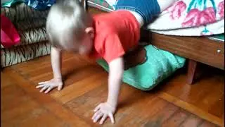Отжимание с ногами на опоре.