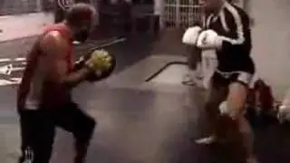 Wanderlei Silva training at Chute Boxe