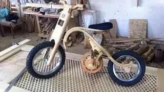Детский велосипед из дерева (Wooden bicycle for children)