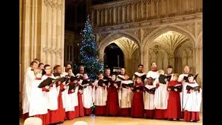Saint George's Chapel ⛪ Choir 🦁🏴󠁧󠁢󠁥󠁮󠁧󠁿👑🦄🎼 sings Carol of the Bells 🔔