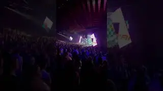 We’re putting a PRAISE ON IT!