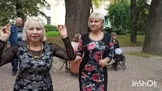 Танцы продолжаются💃🕺В парке городском 