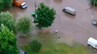 Наводнение после грозы в Ясенево (г.Москва) 30.06.2013