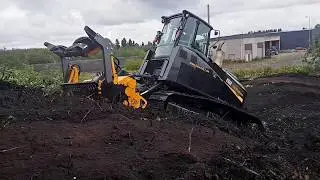 Forestry mulcher MeriCrusher MJH-241 DTX + tracked carrier Suocco S500 clearing land and subsoiling