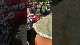 Hasil Tarik Jaring di Pantai Blado