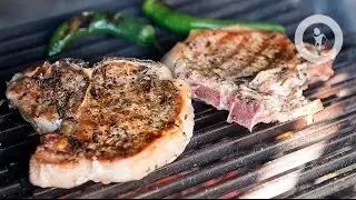 Шашлык из свиной корейки на углях