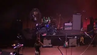 King Gizzard and The Lizard Wizard - Gaia (Mikey's Drum Solo) (Red Rocks 10/11/2022)