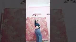 TikTok Tante bokong semok