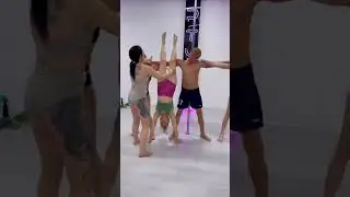 Смешные тёти и дяди мы😁