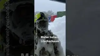 5 m hoher Schaum 🫧  überrascht Feuerwehr 🚒 in Henstedt-Ulzburg 