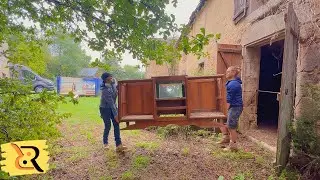 Goodbye Junk - Plans for the Roof & The First Big Clear Out (Ep. 10)