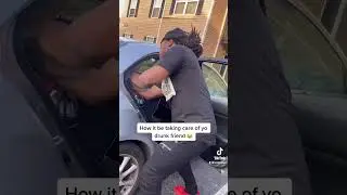 How it be taking care of yo drunk friend 🤣🤣🤣