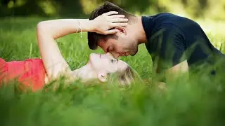 6 Female Behaviors That Men Just Love