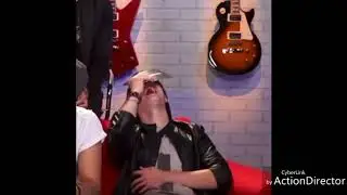 Christopher velez y su risa #1