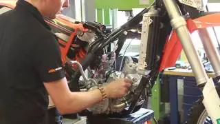 Changer son piston sur sa moto - conseils mécanique par TOBESPORT