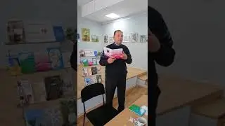 Стихи читает Василь Андриевский