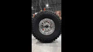Dirty Life Mesa Race 17x9 ❌ Cooper Discoverer STT Pro 37x12.5  #shorts #youtube #viral