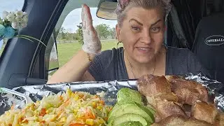 не любят нас, когда мы в заштопанных трусах