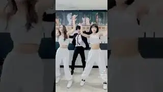 Sakura and Chaewon Lesserafim with Taehyun of TxT #Tiktok #fyp