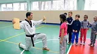 Presentation of Taekwondo at School No. 243 / Kiev, children.