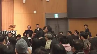 A touching story about how she wanted to attend Han Dong-hoon's talk concert with her 93-year-old...