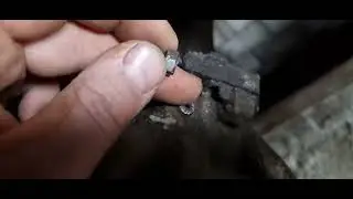 Замена тормозной жидкости VW LT 28. Сломал штуцер прокачки!