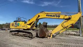 A Komatsu excavator parked up.