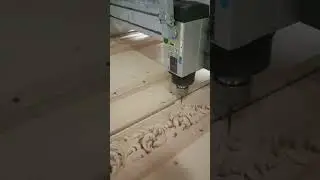 Режем раму для одного из московских театров на станке с ЧПУ  #cnc #чпу #багет #рама #производство