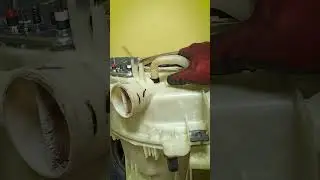 Как самостоятельно разобрать самый лёгкий бак  #ремонтстиральныхмашин