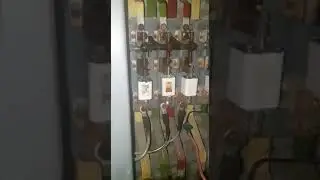Прошивает контакт