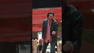 How would you react if you saw Jonathan Tetelman singing on a table? 😅 