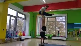 АЗБУКА АКРОБАТА  - 