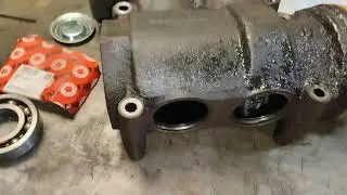 Removing the bearing from the DAF XF 105 compressor