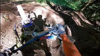 GROS CRASHS EN HORS PISTE A LA MONTAGNE