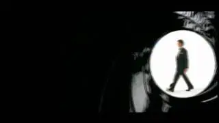 19 Gunbarrel-The World Is Not Enough.wmv