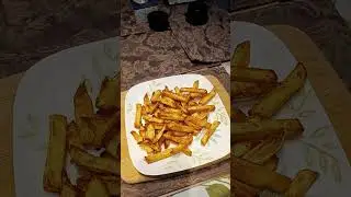Homemade Ontario Golden Fries 🔥 #homecookin