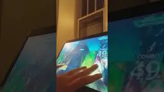 I don't have a device that I can play sekai on, so I turn on the video on my laptop | Evko
