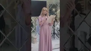 Мама прочитала трогательный стих дочке на свадьбе ❤️ лучшее почему для невесты