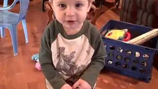 Baby Loves to READ