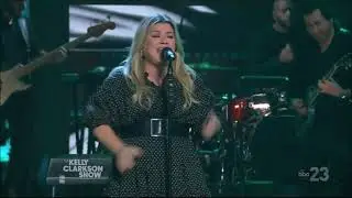 Kelly Clarkson Sings I Know What Your Doing by Dionne Farris Live April 25, 2023 HD 1080p You're