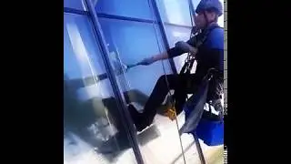Мойка окон альпинистами,мойка фасада